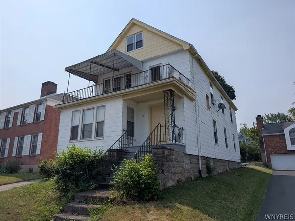 50 Flower St, Buffalo, NY 14214
