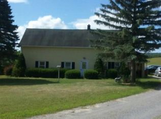 23 Yager Rd, Hoosick falls, NY 12090