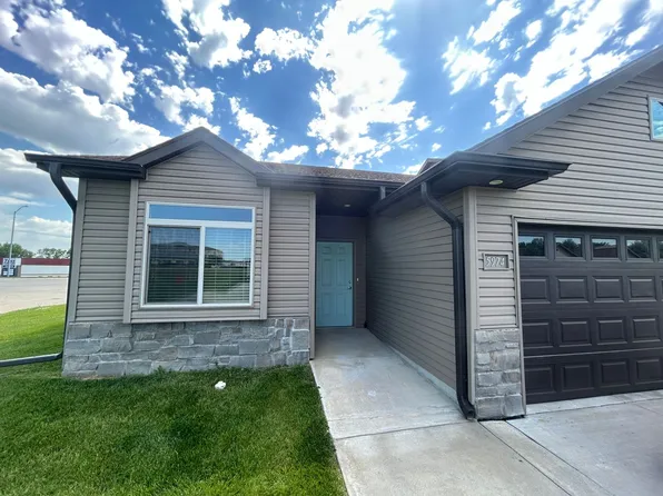 5974 Pinnacle Pl, Lincoln, NE 68521