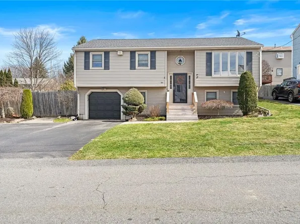 46 Eliot Ave, North Providence, RI 02904