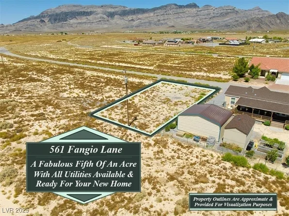 561 Fangio Ln, Pahrump, NV 89060