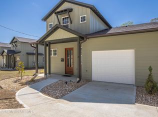 3324 Bay Pine Rd UNIT 9, Jacksons Gap, AL 36861