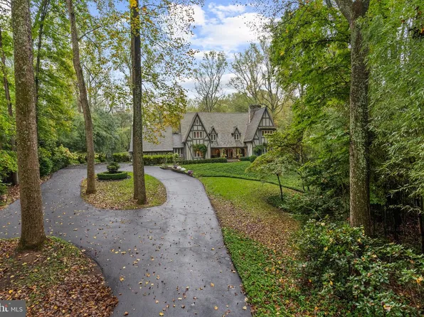 10205 Cedar Pond Dr, Vienna, VA 22182