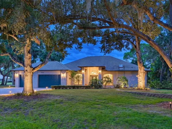 6708 90th St E, Bradenton, FL 34202