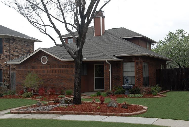 Professionally Xeriscaped  Yard