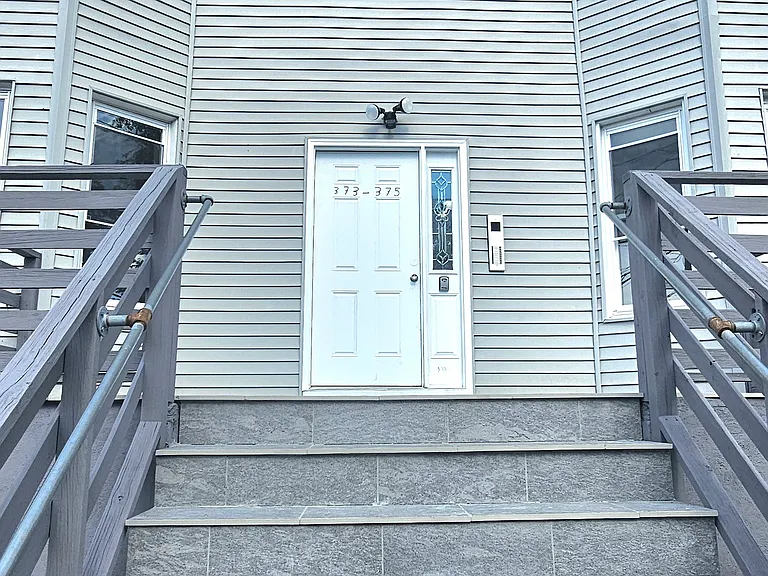373 Blatchley Ave #1A1 — Photo 9