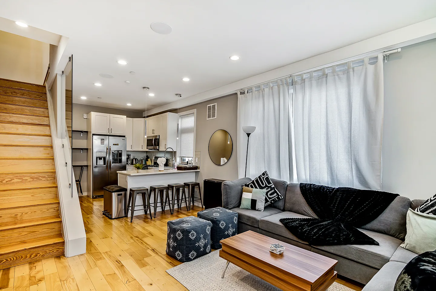 3 bed, 1475 sqft, $2,800 — Photo 2