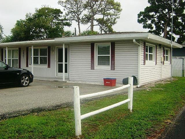 1st image of 2907 Lexington St #B