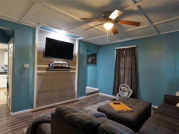 2nd image of 544 Orchard Ave