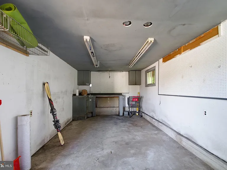 3141 Clayborne Ave — Photo 42