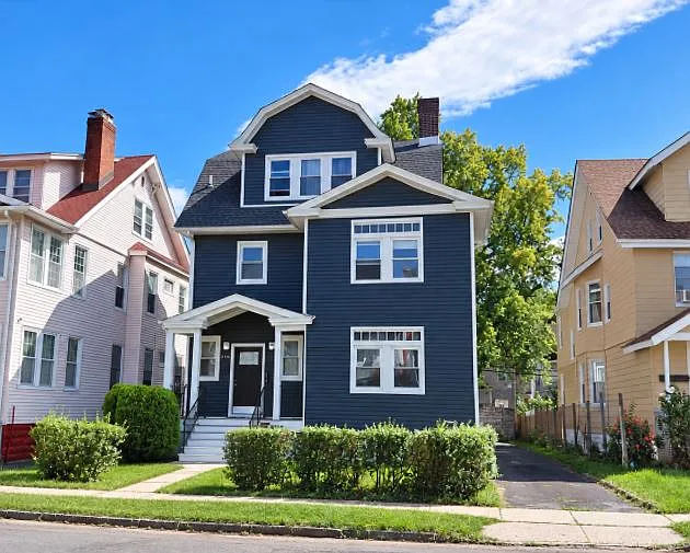 270 S Burnett St #1