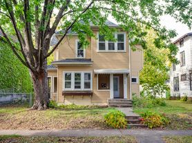 3108 Colfax Ave S