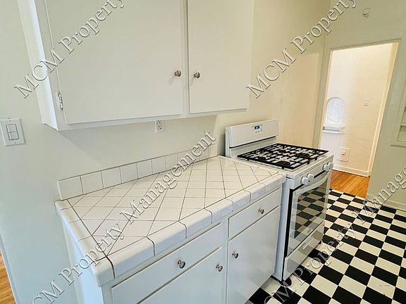 4th image of 8323 Blackburn Ave APT 6
