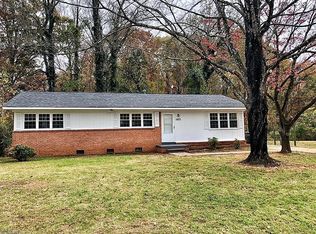 1452 London Dr, High Point, NC 27260