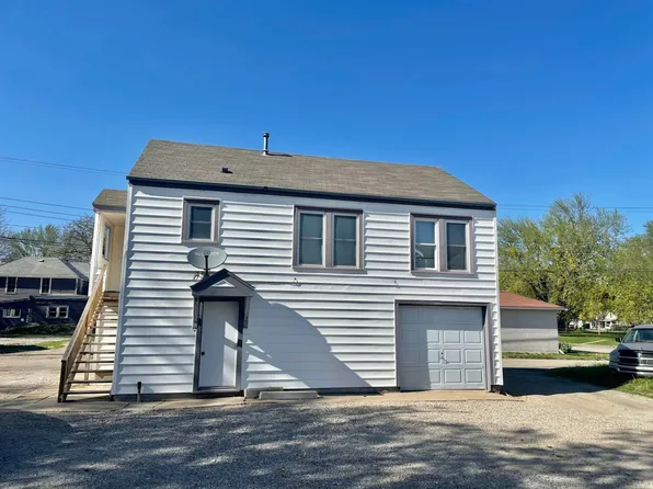 527 W 6th St, Concordia, KS 66901