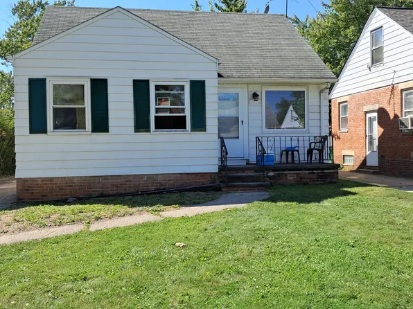 4364 Parkton Dr, Warrensville Heights, OH 44128