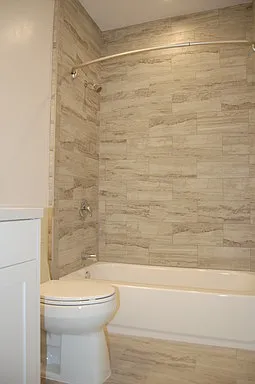 2130 — Photo 12