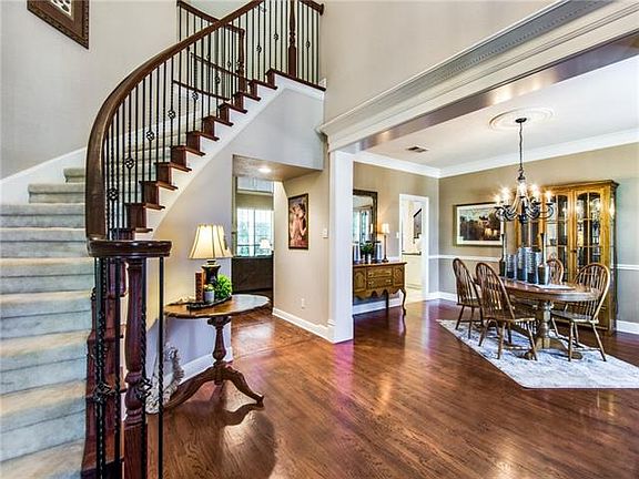 3rd image of 4609 Wildgrove Dr