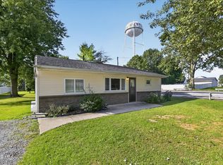 106 Cleveland St, Lyons, OH 43533