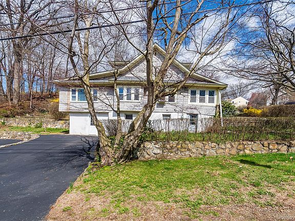 4th image of 200 Husted Avenue