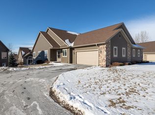 282 Lower Woodford Cir, West Bend, WI 53090