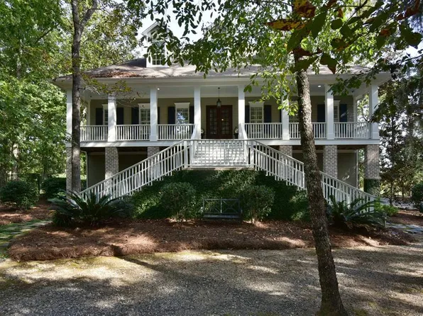 104 Grand Oaks Ct, Albany, GA 31721