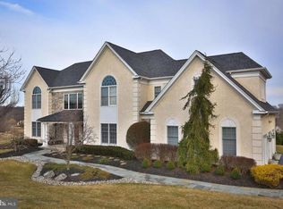 115 Tinari Dr, Richboro, PA 18954