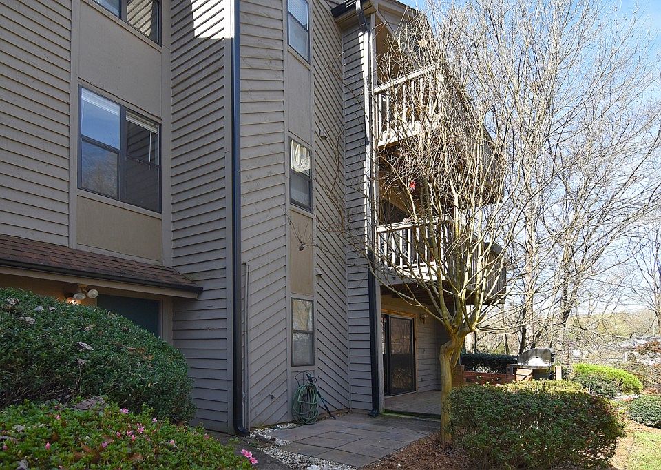 1st image of 4130 Charlotte Hwy APT C
