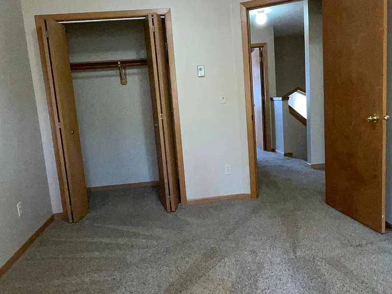 1801 Red Dale Dr — Photo 18