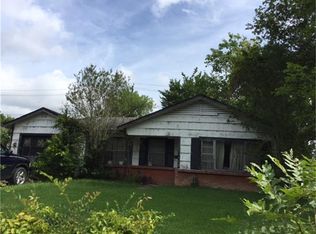 5811 Doulton Dr, Houston, TX 77033