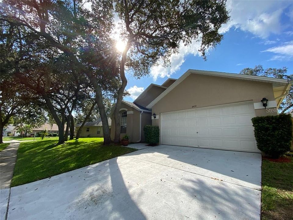 1st image of 2539 Clareside Dr
