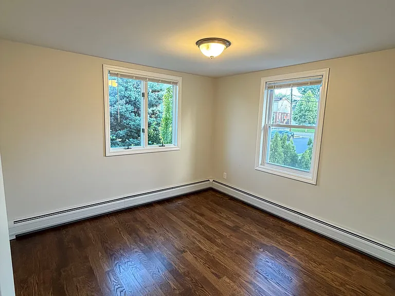 501 Taylor Ave #1 — Photo 9