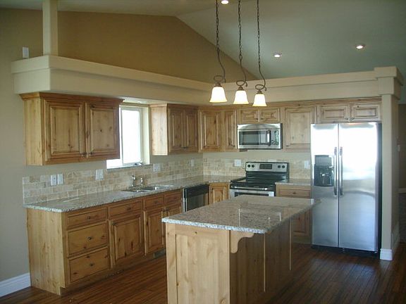 5th image of 1835 Alturas Cir