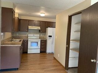 661 SE Locust St, Dundee, OR 97115