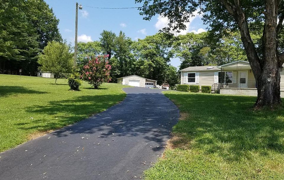 1st image of 109 Village Dr