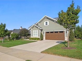 128 Bramble Bend Ct, Lawrence, KS 66049