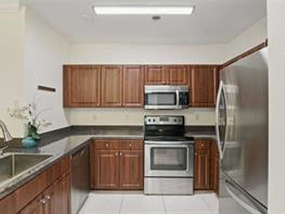 3rd image of 202 E South St Unit 5046