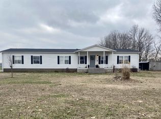 219 Frog Jump Brazil Rd, Trenton, TN 38382