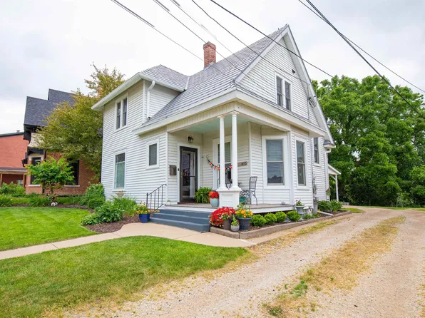 415 Broadway St, Galena, IL 61036