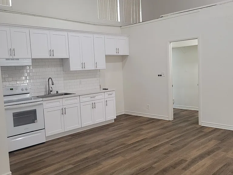Exotic Isla Apartments — Photo 6