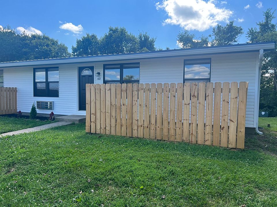 1st image of 40 Hampshire Dr #60
