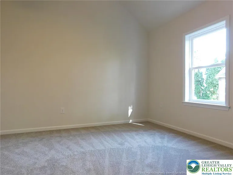 1414 Iron St — Photo 12