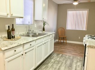 458 El Monte St, San Jacinto, CA 92583