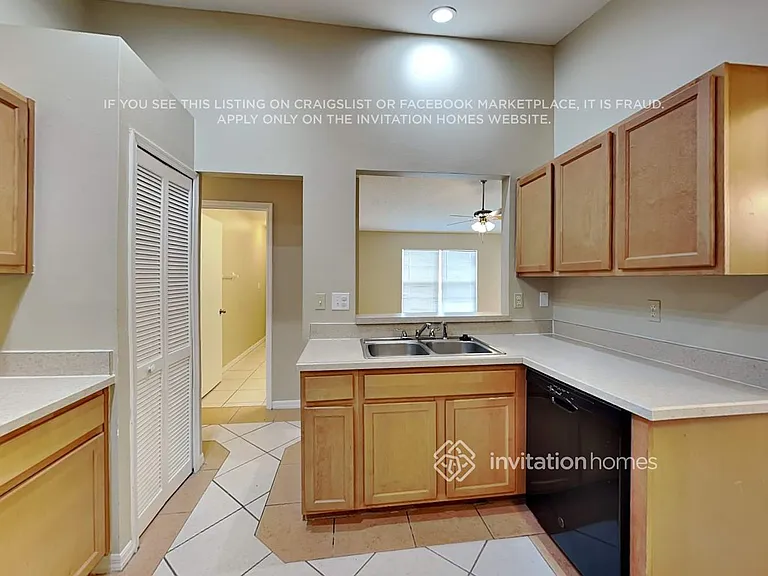 7792 Indian Ridge Trl N — Photo 7
