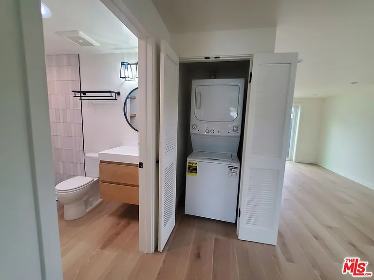 6503 Geyser Ave — Photo 11