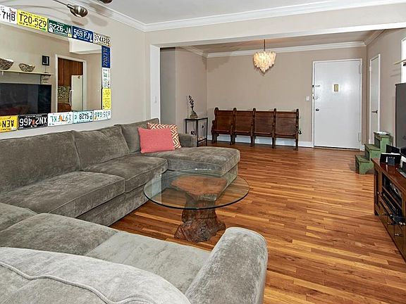 4th image of 360 Westchester Ave APT 219