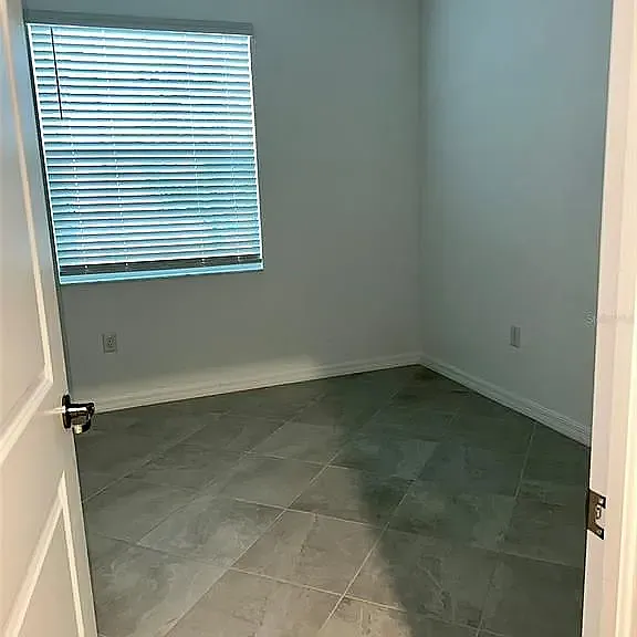 11343 Burgundy Dr — Photo 5