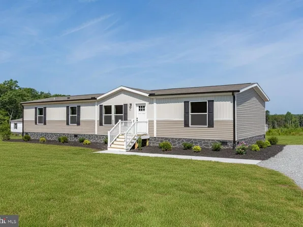 7175 Shannon Hill Rd, Louisa, VA 23093