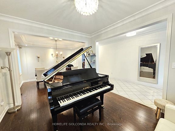 5th image of 3252 Larry Cres