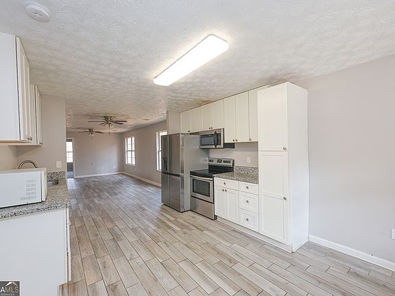 3rd image of 126 Old Villa Rica Rd